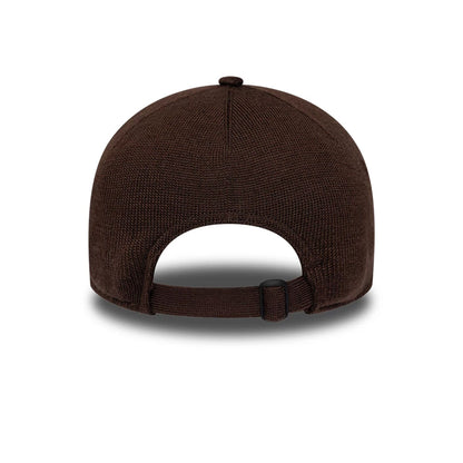 Pictured is this MLB Merino Wool New York Yankees 9TWENTY cap in dark brown. 4