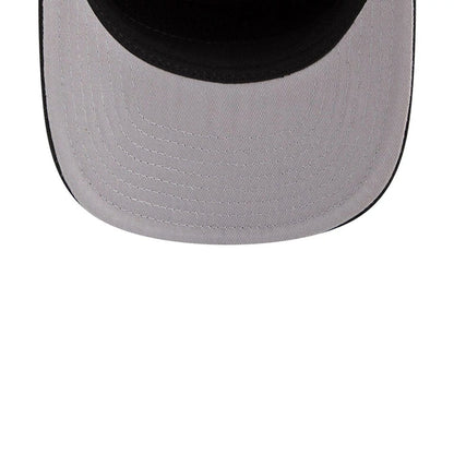 Pictured is this NBA Nylon Chicago Bulls 19TWENTY cap in black. 2