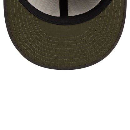 Pictured is this MLB Nylon New York Mets Retro Crown 9FIFTY cap in black. 3