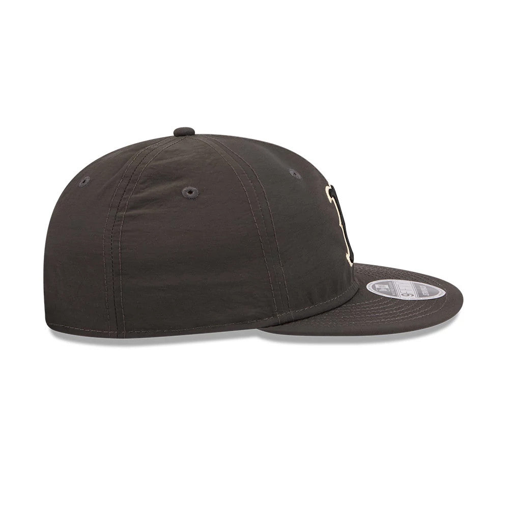 Pictured is this MLB Nylon Boston Red Sox Retro Crown 9FIFTY cap in black. 6