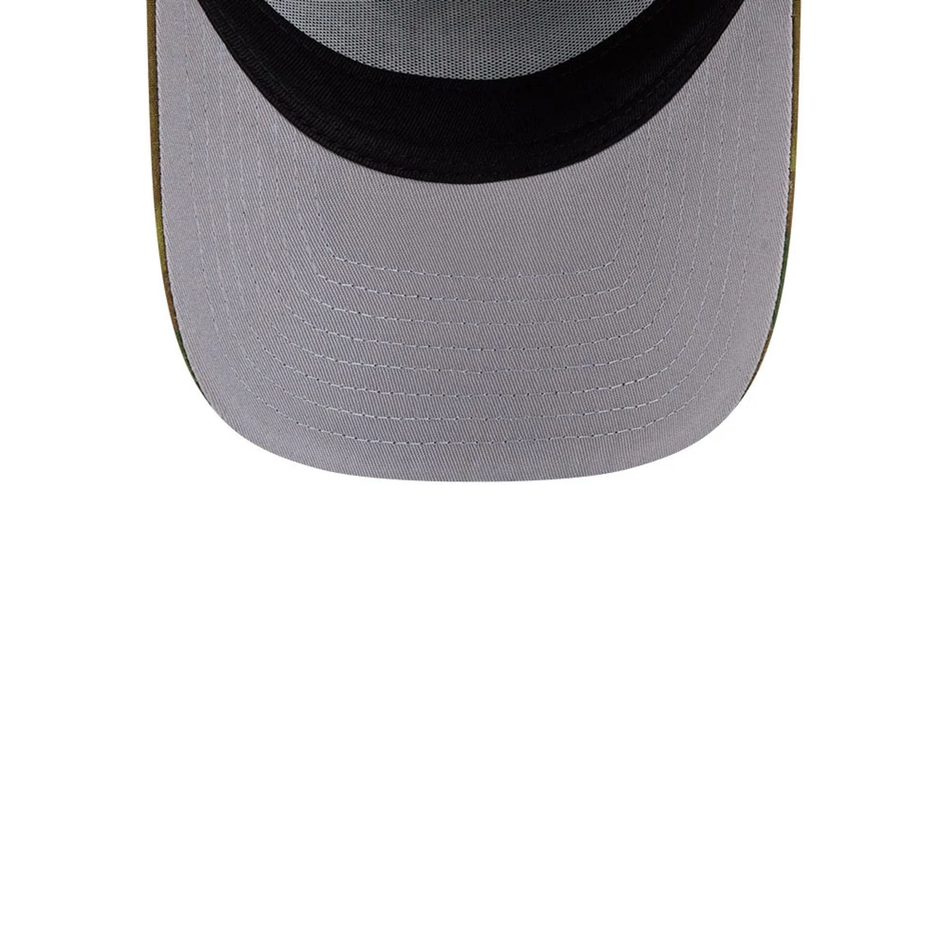Pictured is this MLB Ripstop Chicago White Sox 59FORTY A-Frame Fitted cap in camo. 2