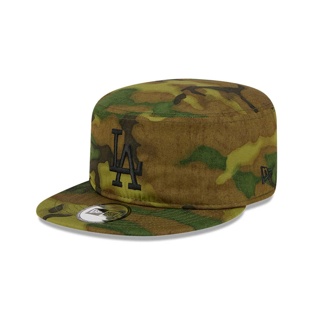 New Era LA Dodgers MLB Ripstop Camo Painter Cap, three-quarter view showing the black embroidered LA logo on the front panel, flat camouflage visor with a 9FORTY size sticker, and the embroidered New Era flag logo on the left side.