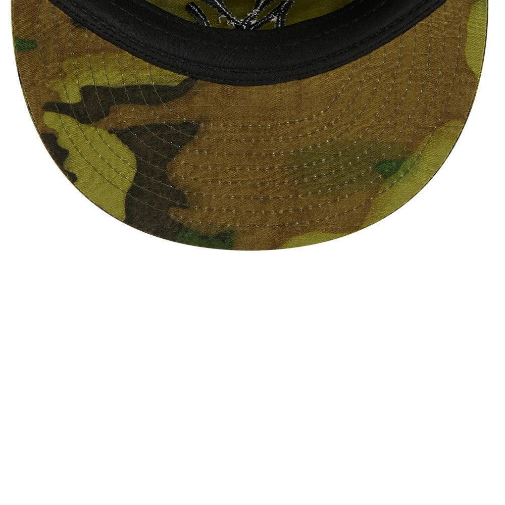 New Era New York Yankees MLB Ripstop Camo Painter Cap, top view showing the unique ripstop camo pattern across the rounded crown, with a black visor featuring detailed stitching and an embroidered Yankees logo from beneath.