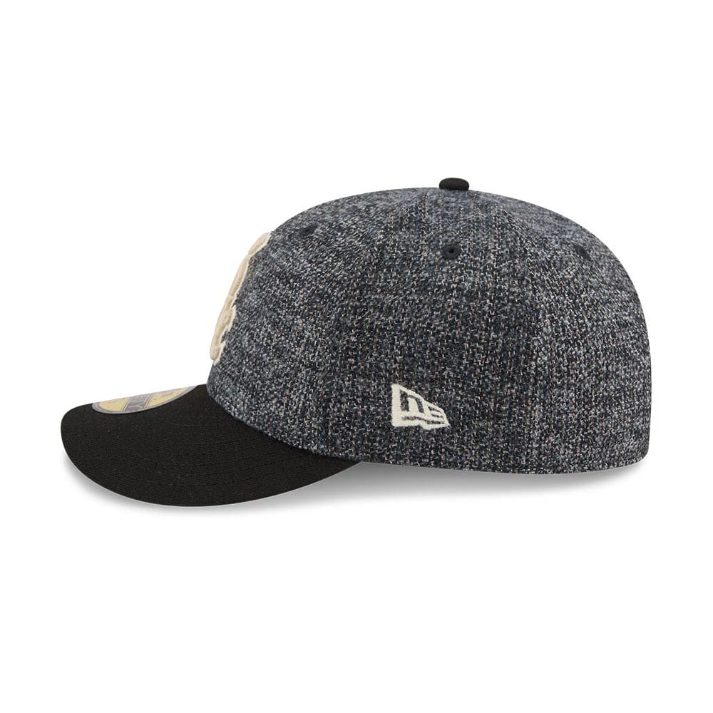Pictured is this MLB Tweedy Cotton Chicago White Sox 59FIFTY Fitted cap in black. 5
