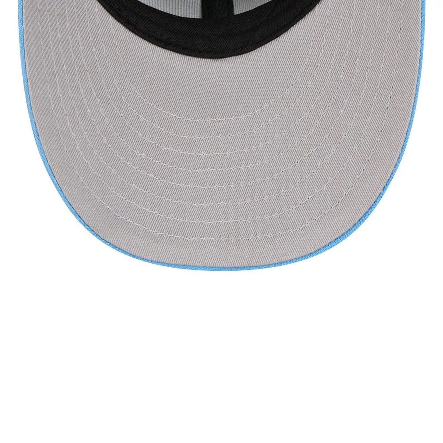 Pictured is this MLB Tweedy Cotton Boston Red Sox 59FIFTY Fitted cap in pastel blue. 2