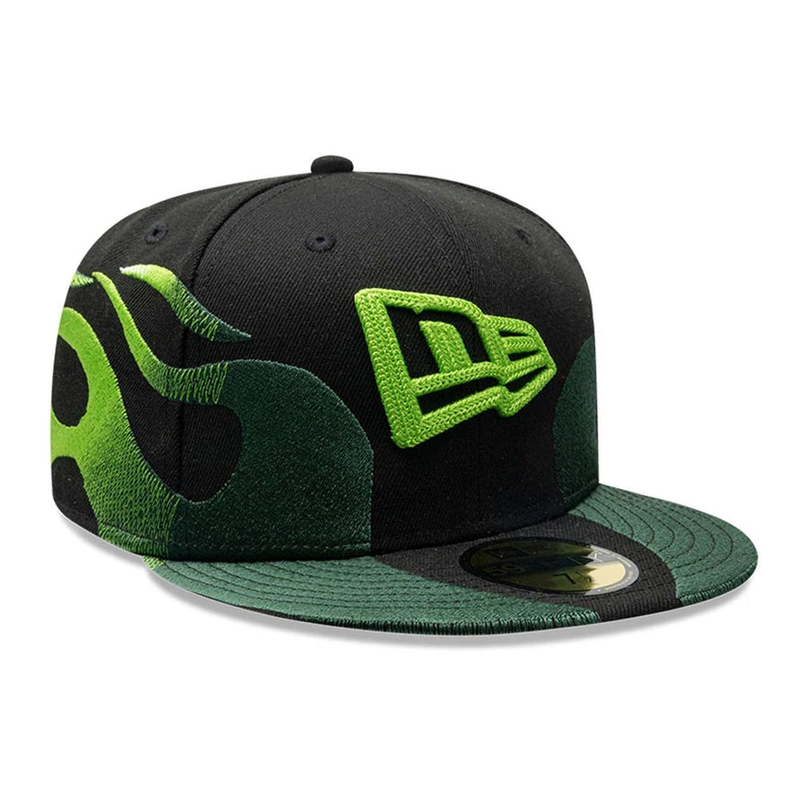 Pictured is this New Era Flame 59FIFTY Fitted cap in black. 4