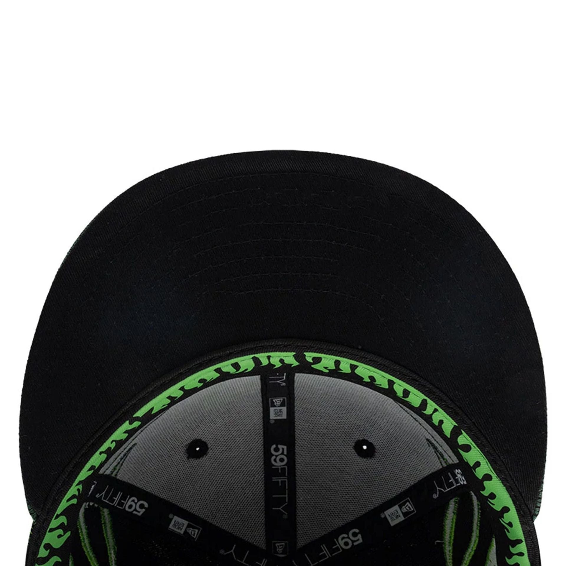 Pictured is this New Era Flame 59FIFTY Fitted cap in black. 2