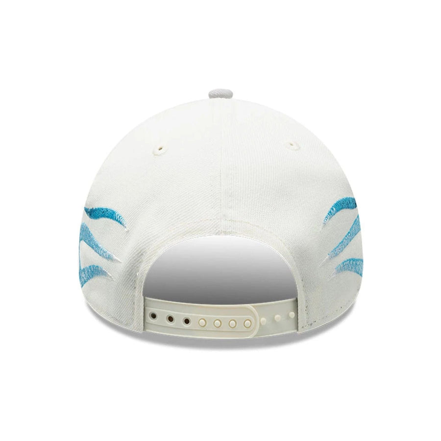 Pictured is this MLB Flame New York Yankees 9FORTY A-Frame cap in Cream. 5