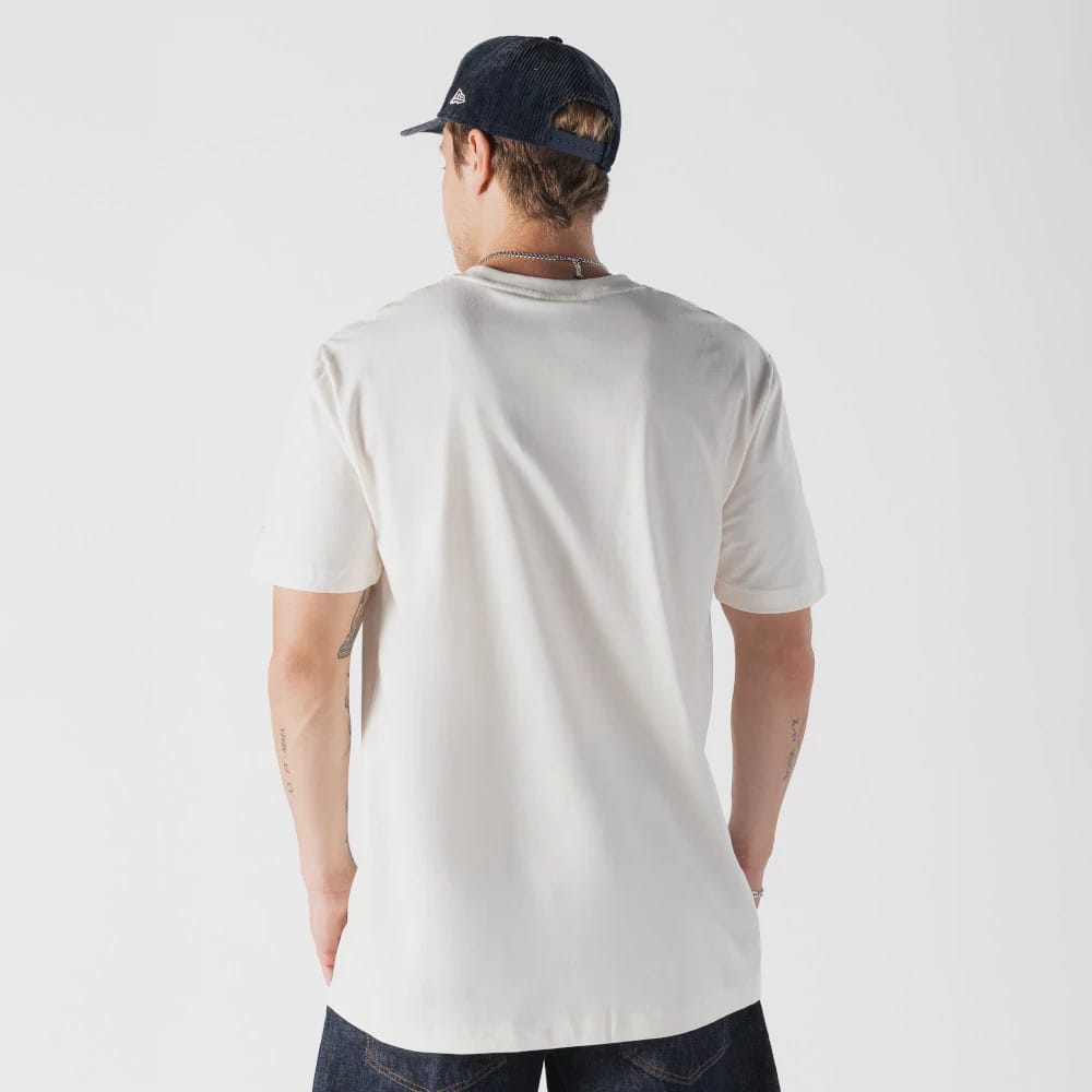 The model is wearing this MLB X Looney Tunes LA Dodgers T-Shirt in Cream. 2