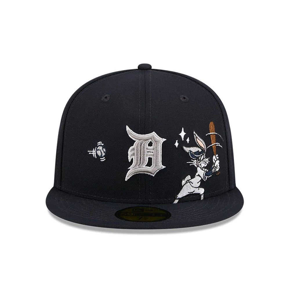 Pictured is this MLB X Looney Tunes Bugs Bunny Detroit Tigers 59FIFTY Fitted cap in navy. 3