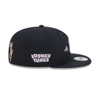 Pictured is this MLB X Looney Tunes Lola Bunny New York Yankees 9FIFTY Snapback Adjustable cap in navy. 6