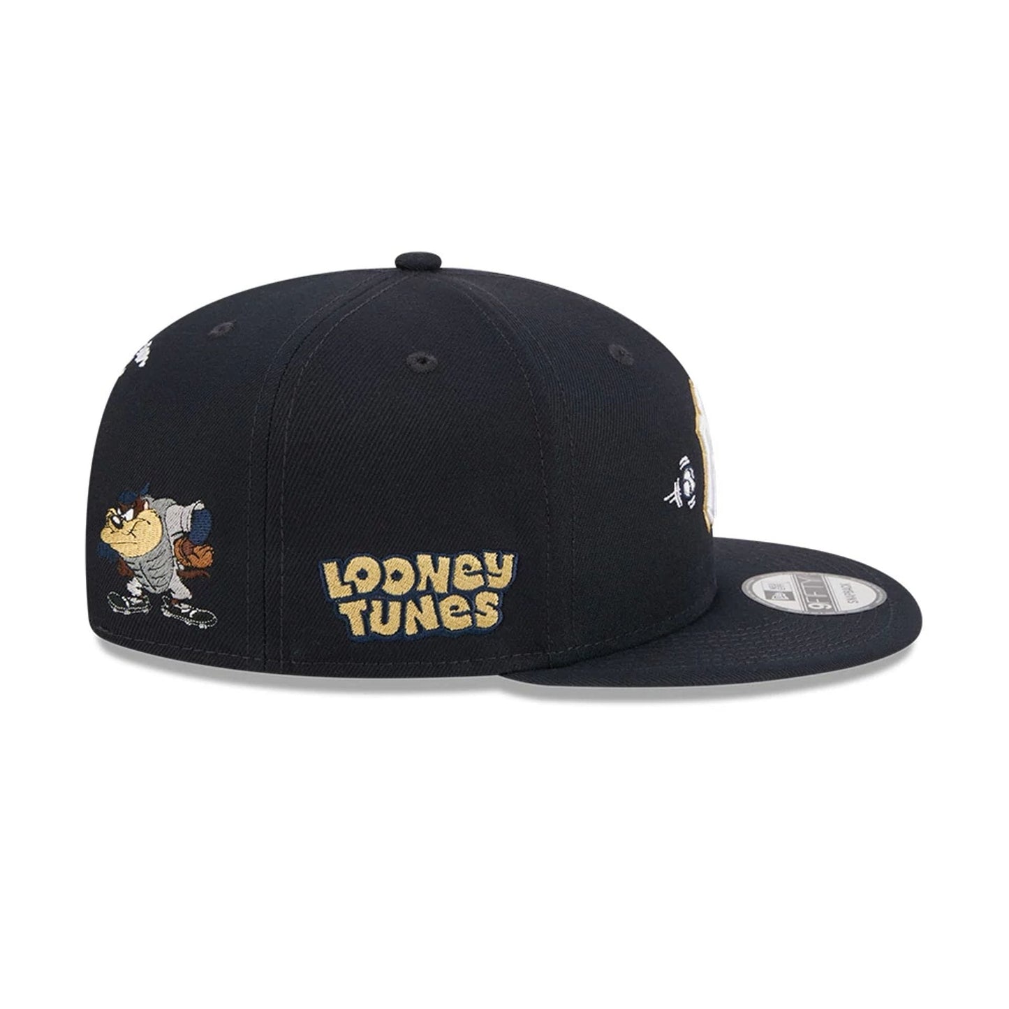 Pictured is this MLB X Looney Tunes Taz New York Yankees 9FIFTY Snapback Adjustable cap in navy. 7