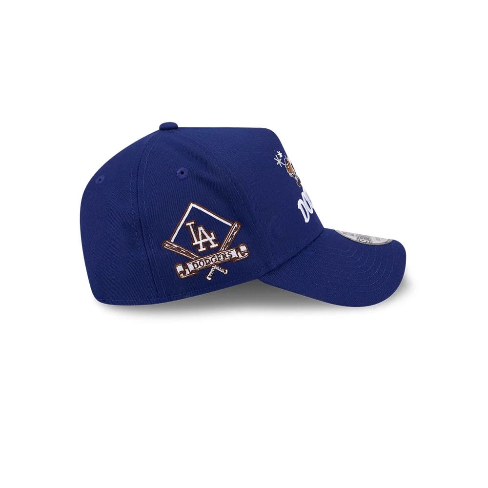 Pictured is this MLB X Looney Tunes LA Dodgers 9FORTY A-Frame Adjustable cap in dark blue. 6