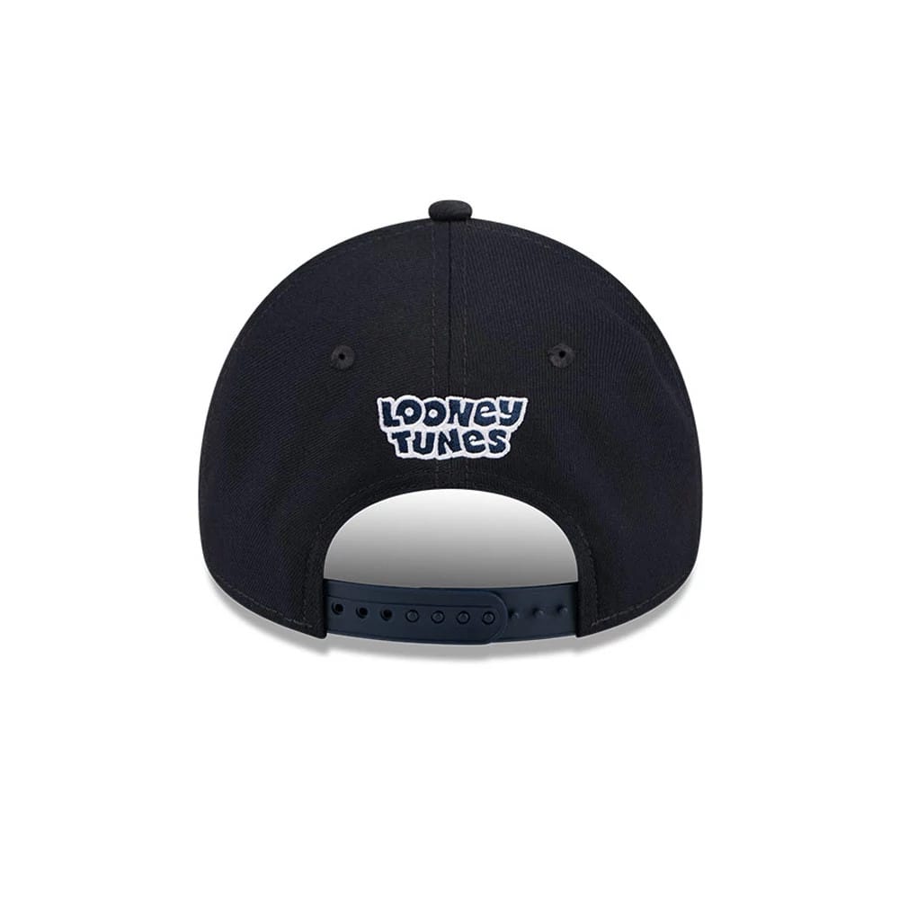Pictured is this MLB X Looney Tunes Detroit Tigers 9FORTY A-Frame Adjustable cap in navy. 5