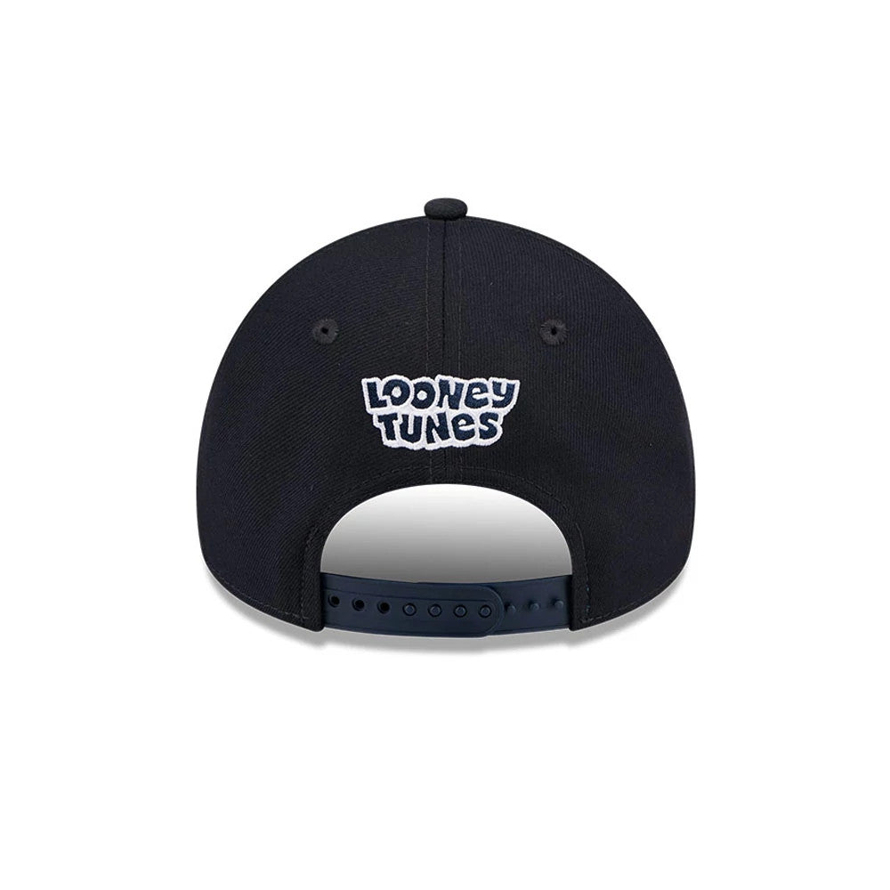 Pictured is this MLB X Looney Tunes New York Yankees 9FORTY A-Frame Adjustable cap in navy. 5