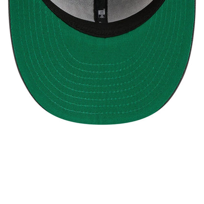 Pictured is this NHL Stanley Cup Champions Chicago Blackhawks 59FIFTY Fitted cap in dark grey. 2