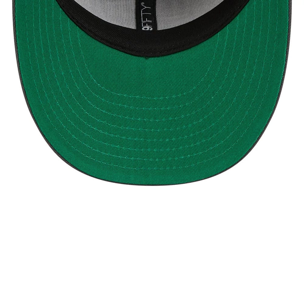 Pictured is this NHL Stanley Cup Champions Toronto Maple Leafs 59FIFTY Fitted cap in dark grey. 2
