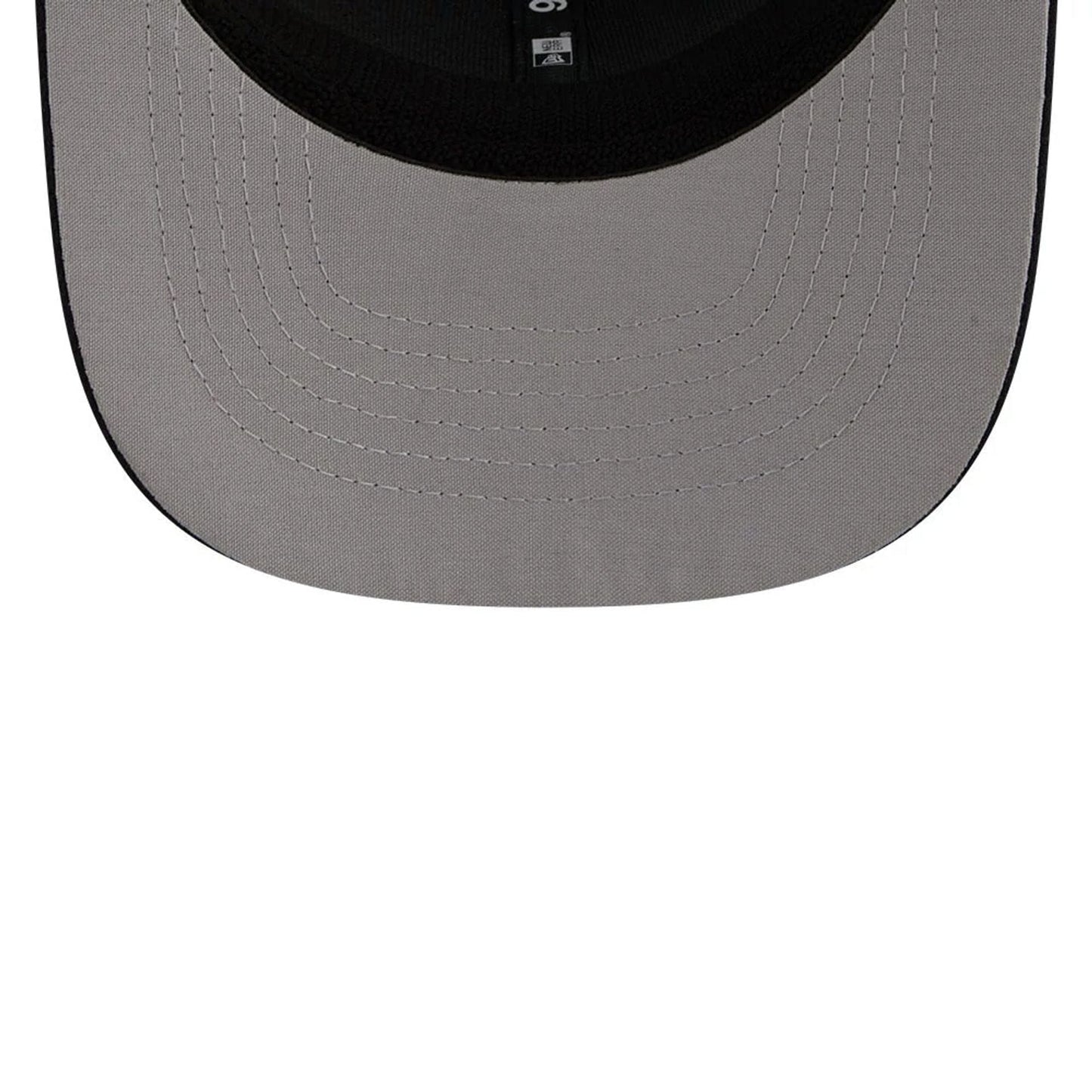 Pictured is this MiLB La Copa 2026 Memphis Redbirds 9SEVENTY Stretch Snap cap in navy. 2