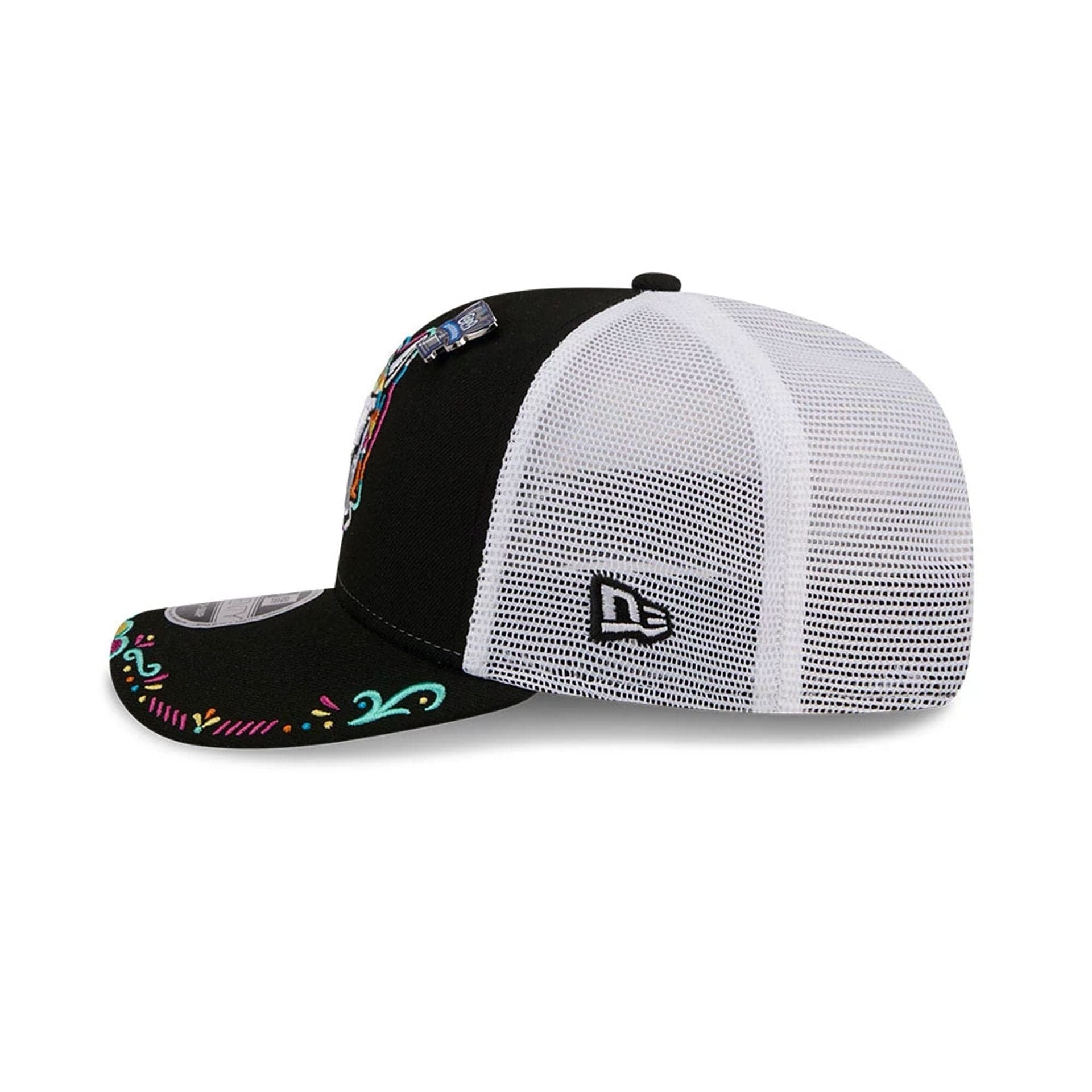 Pictured is this MiLB La Copa 2026 Hickory Crawdads 9SEVENTY Stretch Snap cap in black. 5