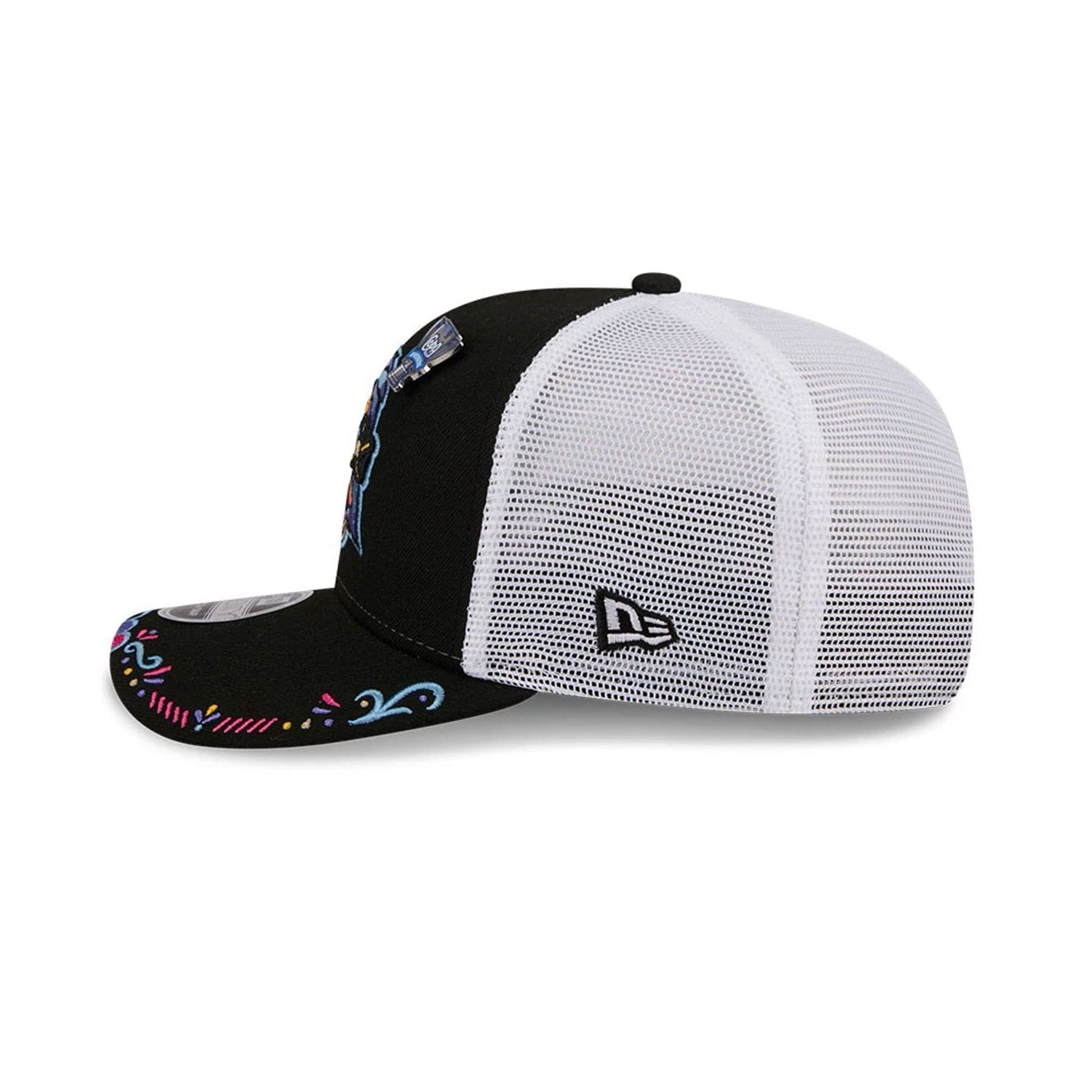 Pictured is this MiLB La Copa 2026 El Paso Chihuahuas 9SEVENTY Stretch Snap cap in Black. 5