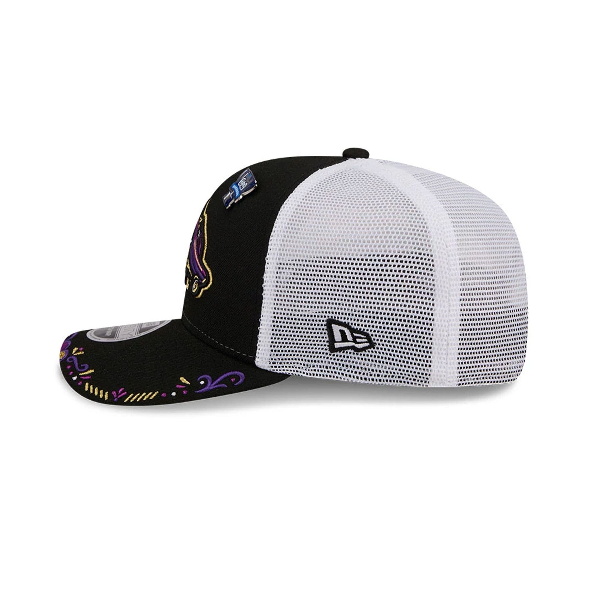 Pictured is this MiLB La Copa 2026 Fresno Grizzlies 9SEVENTY Stretch Snap cap in Black. 4
