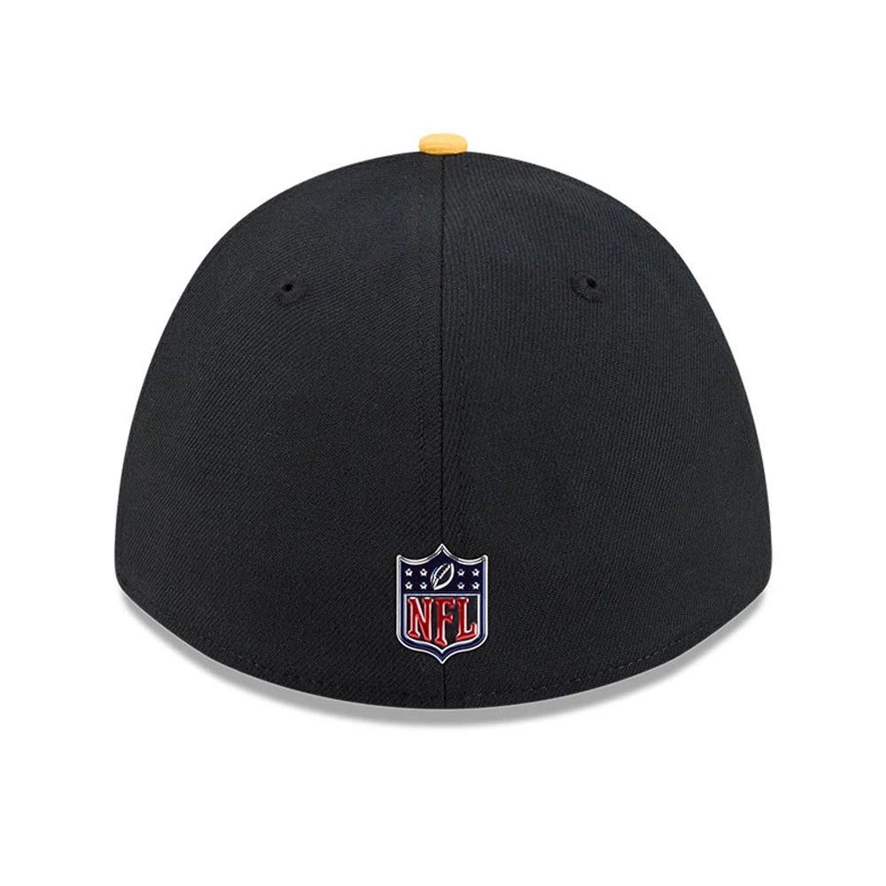 Pictured is this NFL Draft 2026 Pittsburgh Steelers 39THIRTY M-Crown Stretch Fit cap in black. 6