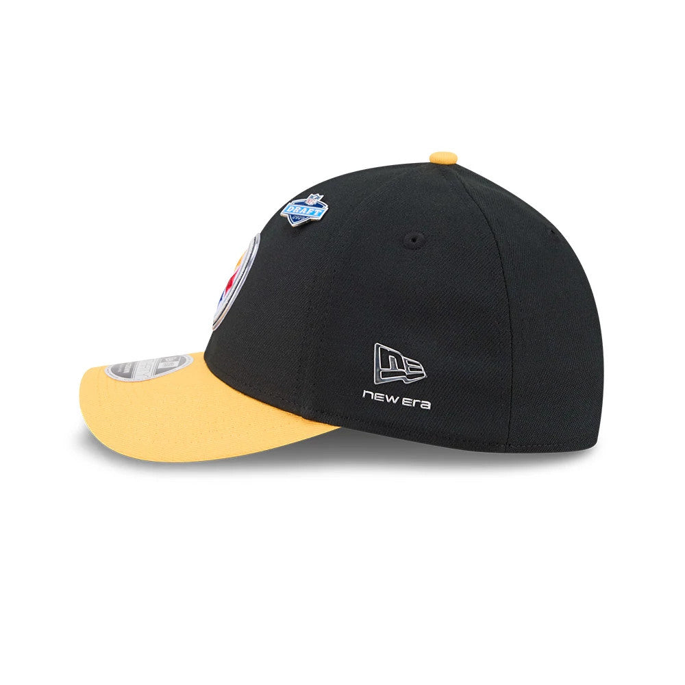 Pictured is this NFL Draft 2026 Pittsburgh Steelers 39THIRTY M-Crown Stretch Fit cap in black. 4