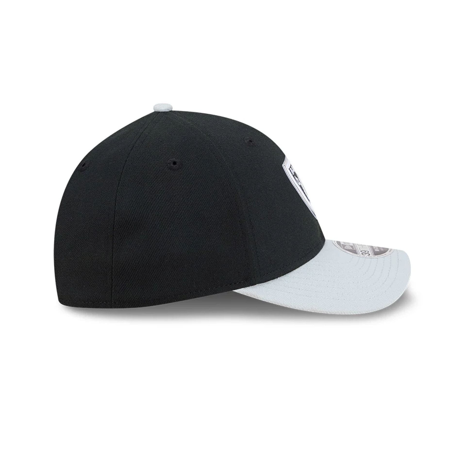Pictured is this NFL Draft 2026 Las Vegas Raiders 39THIRTY M-Crown Stretch Fit cap in black. 7