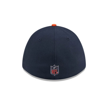 Pictured is this NFL Draft 2026 Chicago Bears 39THIRTY M-Crown Stretch Fit cap in navy. 4