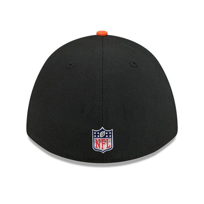 Pictured is this NFL Draft 2026 Cincinnati Bengals 39THIRTY M-Crown Stretch Fit cap in black. 5