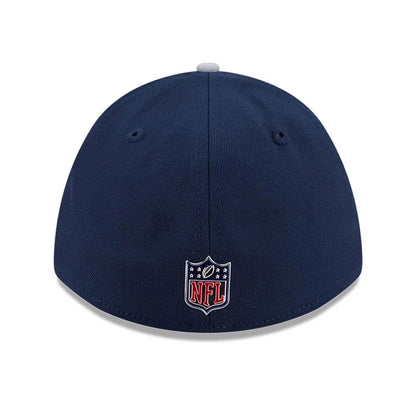 Pictured is this NFL Draft 2026 Dallas Cowboys 39THIRTY M-Crown Stretch Fit cap in dark blue. 5