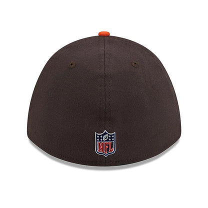 Pictured is this NFL Draft 2026 Cleveland Browns 39THIRTY M-Crown Stretch Fit cap in dark brown. 5