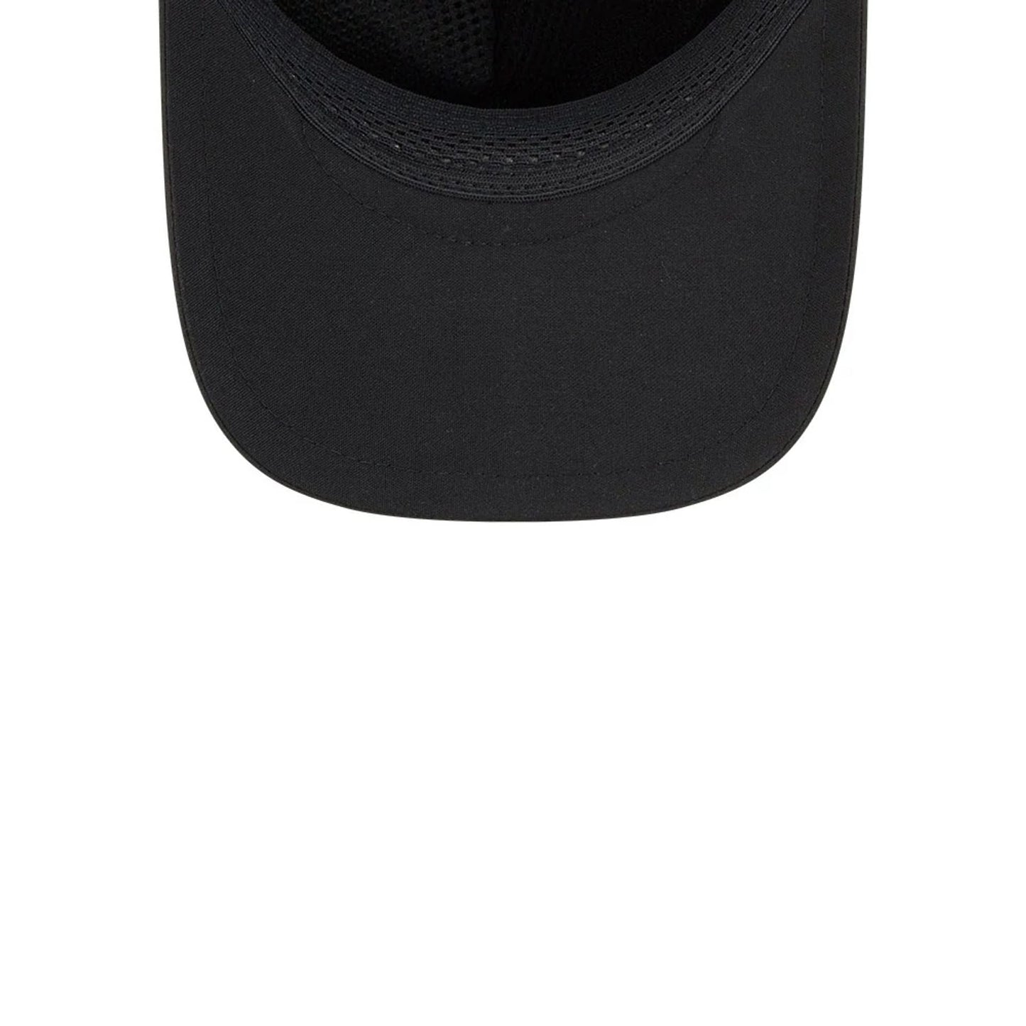Pictured is this NBA Quickstrike Chicago Bulls 9FORTY Apex cap in black. 6