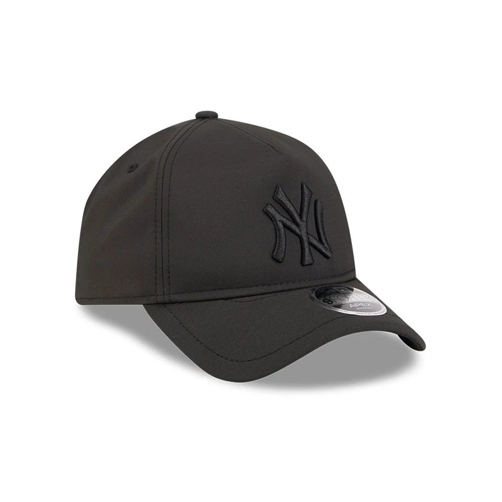 Pictured is this MLB Quickstrike Yankees 9FORTY Apex cap in black on black. 3