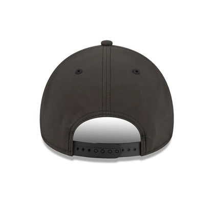Pictured is this NBA Quickstrike Chicago Bulls 9FORTY Apex cap in black. 4