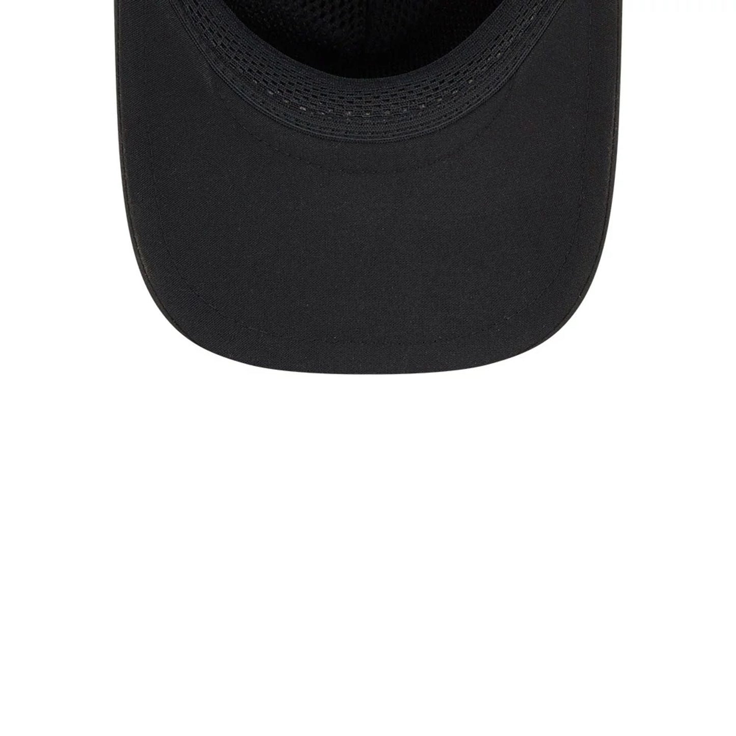 Pictured is this NBA Quickstrike Chicago Bulls 9FORTY Apex cap in black. 7