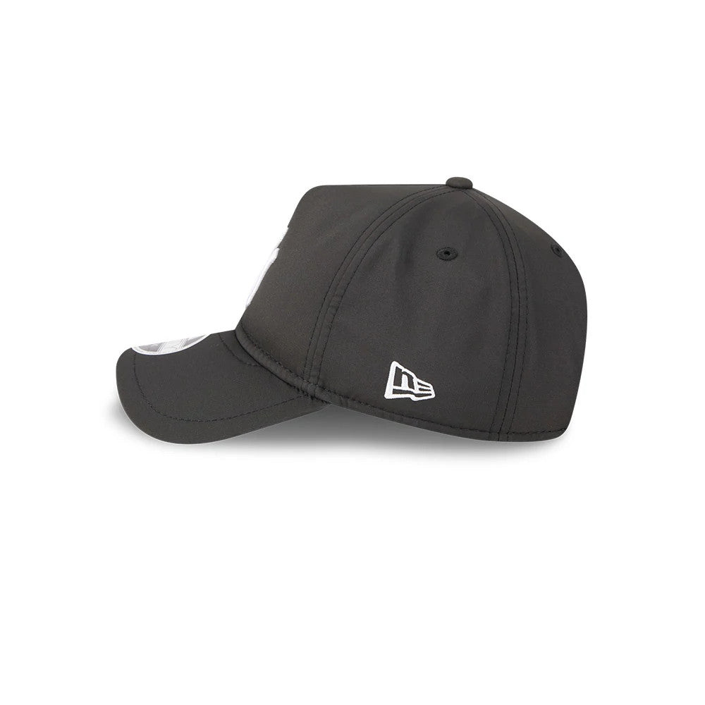 Pictured is this MLB Quickstrike Core New York Yankees 9FORTY Apex cap in black. 5