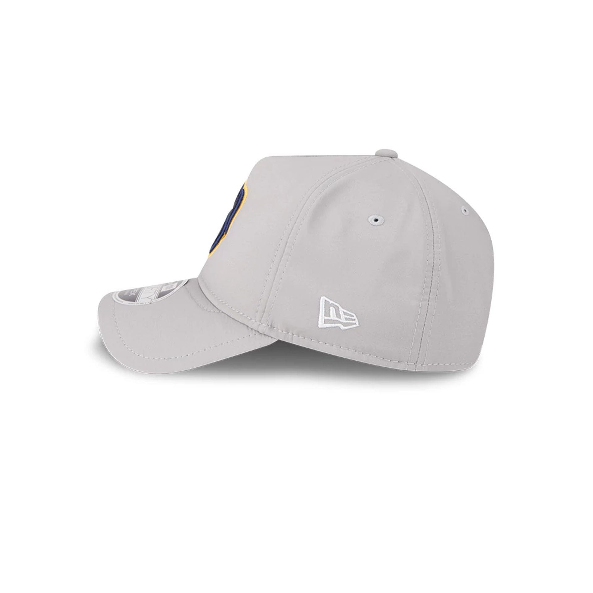 Pictured is this MLB Quickstrike Milwaukee Brewers 9FORTY Apex cap in Grey. 6