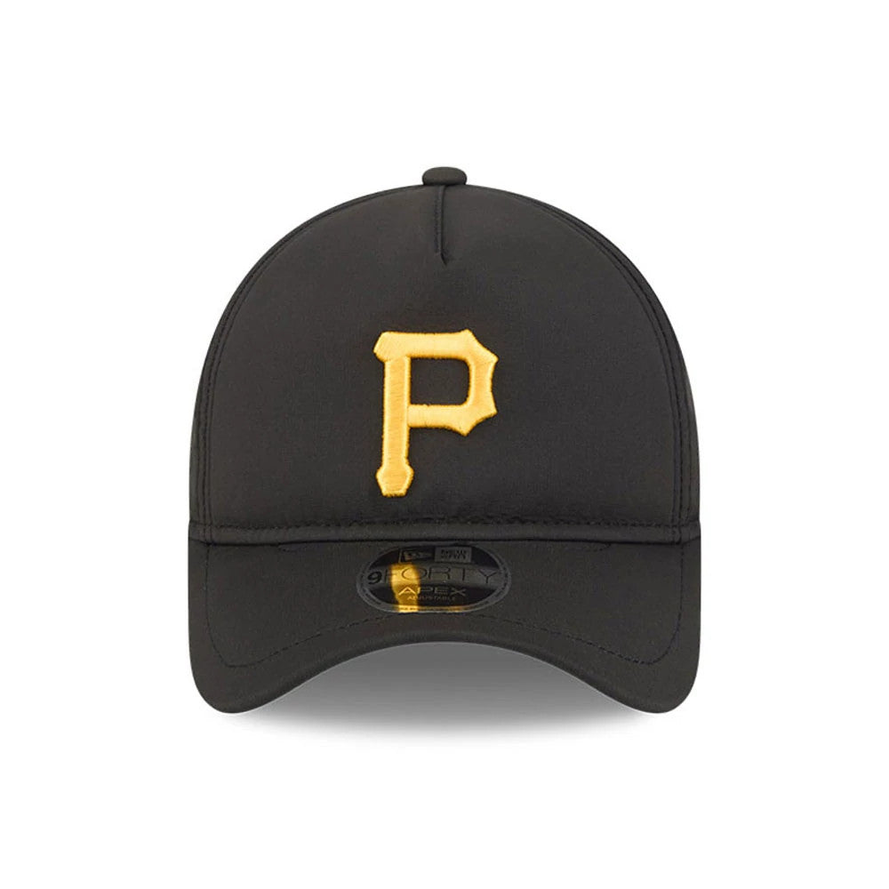 Pittsburgh Pirates MLB Quickstrike Black New Era 9FORTY Apex Adjustable Cap, front view showing the raised yellow P embroidered logo on the structured black front panel above the curved visor with a 9FORTY size sticker at the centre.