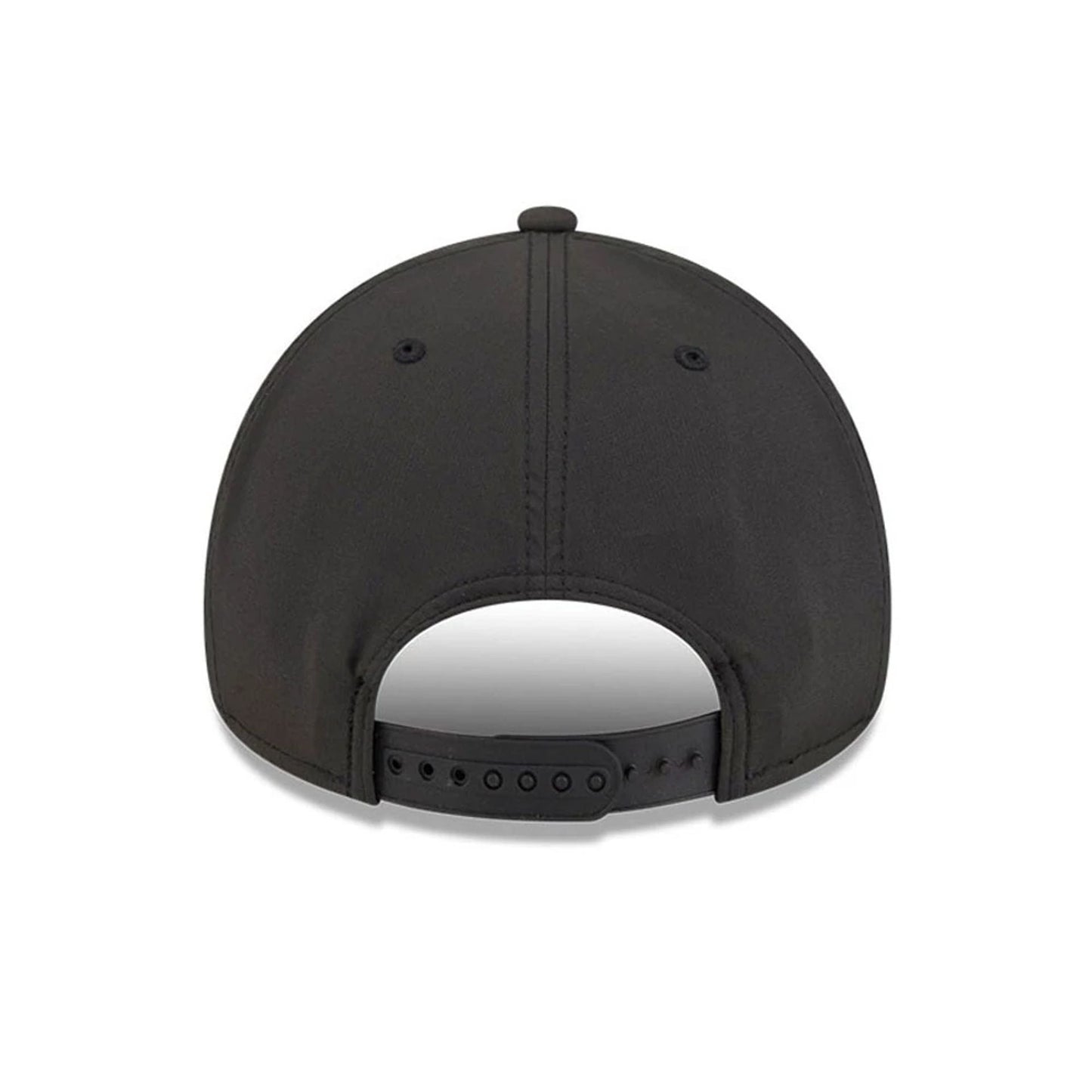 Pictured is this MLB Quickstrike Pittsburgh Pirates 9FORTY Apex cap in black. 4