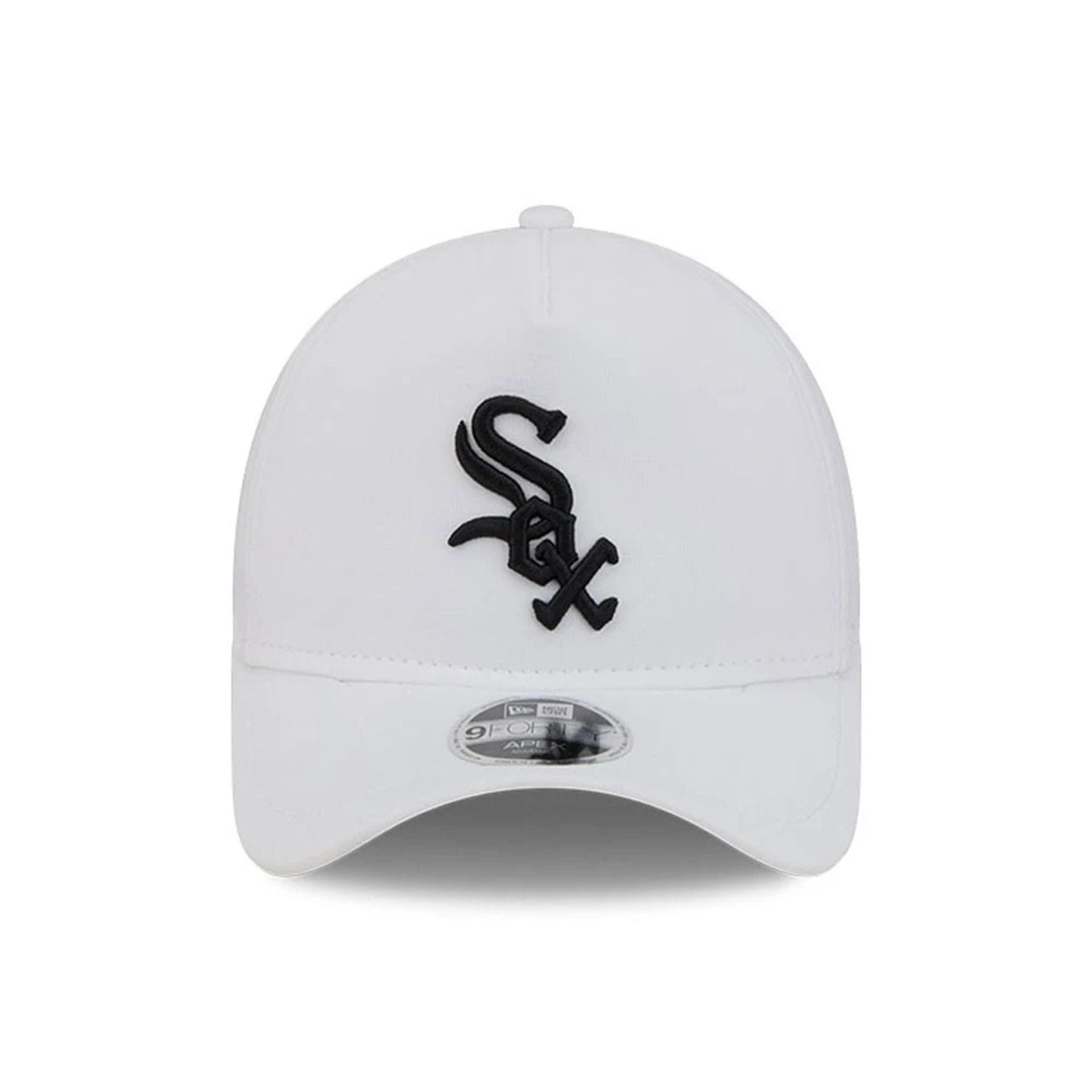 Pictured is this MLB Quickstrike Chicago White Sox 9FORTY Apex cap in white. 3