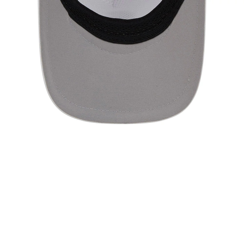 Pictured is this MLB Quickstrike Chicago White Sox 9FORTY Apex cap in white. 2