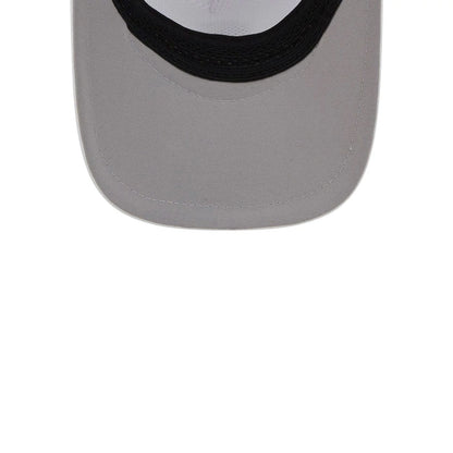 Pictured is this MLB Quickstrike Chicago White Sox 9FORTY Apex cap in white. 2