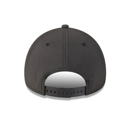 Pictured is this MLB Quickstrike San Francisco Giants 9FORTY Apex cap in black. 4