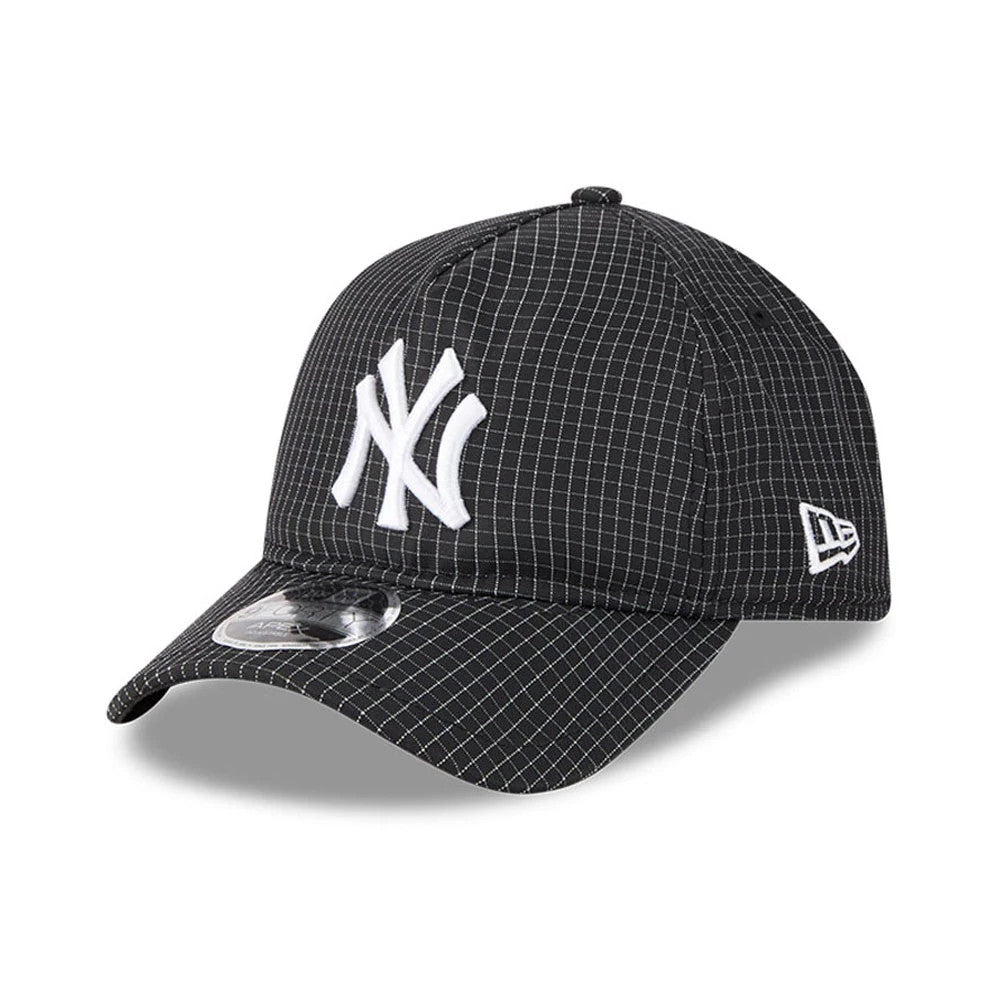 New York Yankees MLB Quickstrike Black New Era 9FORTY Apex Adjustable Cap, front view showing the white raised embroidered NY logo on a black grid pattern crown, curved visor with a 9FORTY size sticker, and New Era flag logo on the left side.