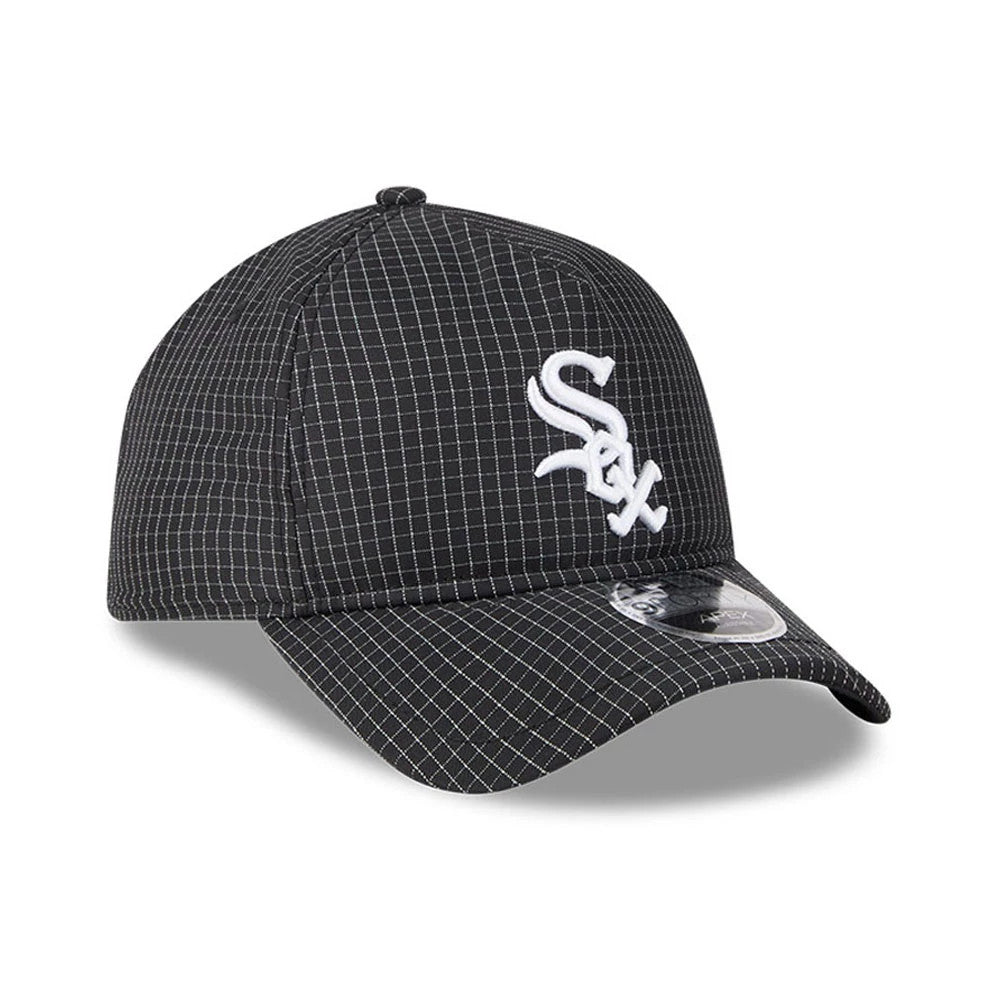Pictured is this MLB Quickstrike Chicago White Sox 9FORTY Apex cap in black. 3