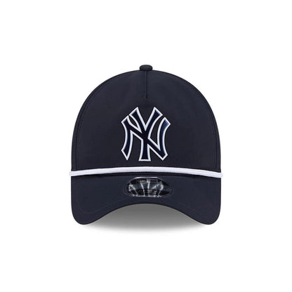 Pictured is this MLB Quickstrike New York Yankees 9FORTY Apex cap in navy. 2