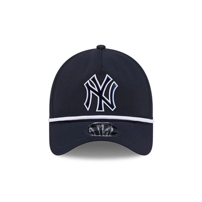 Pictured is this MLB Quickstrike New York Yankees 9FORTY Apex cap in navy. 2