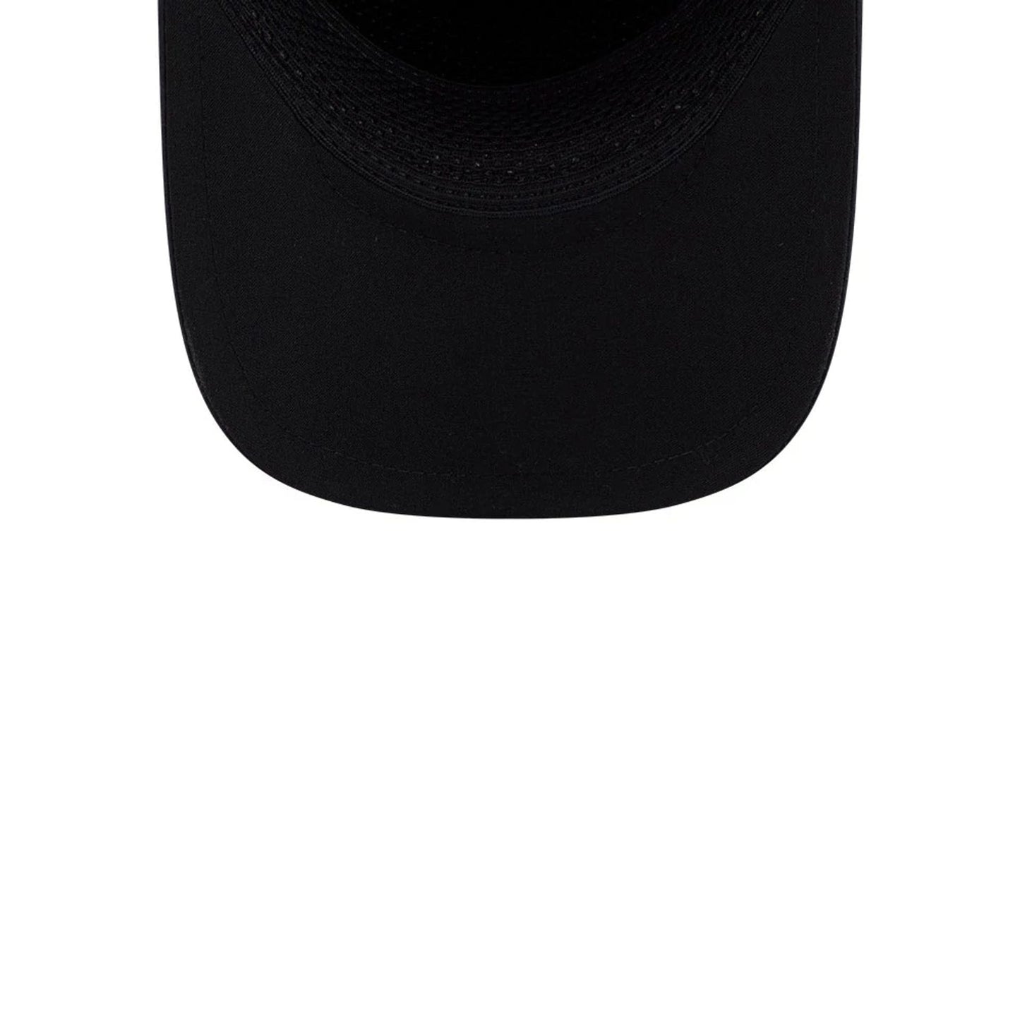 Pictured is this MLB Quickstrike New York Yankees 9FORTY Apex cap in navy. 7