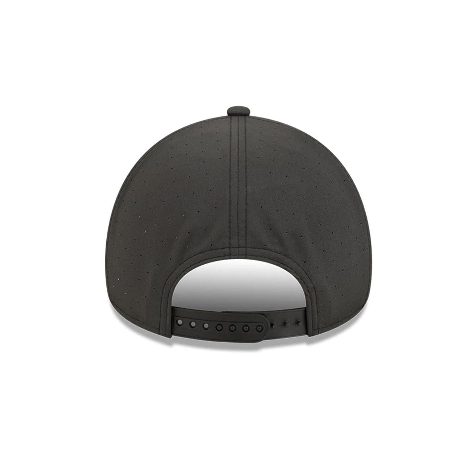 Pictured is this NFL Quickstrike Las Vegas Raiders 9FORTY Apex cap in black. 4